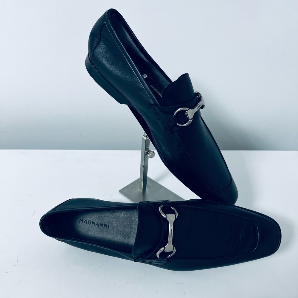 Magnanni Black Leather Loafers